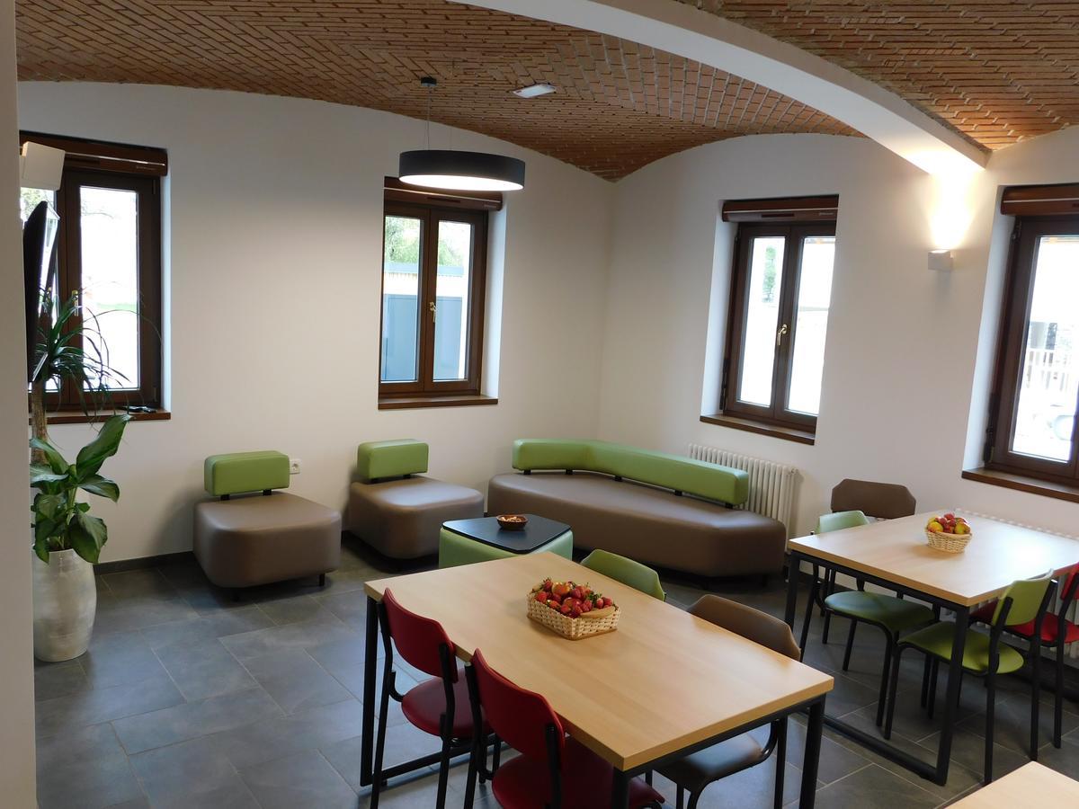 Hostel Bearlog كوشيفج المظهر الخارجي الصورة